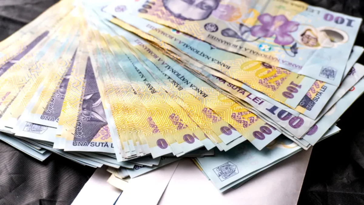 Anunţul momentului pentru aceşti români! S-au trezit cu bani pe carduri