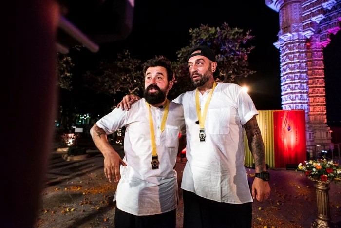 Imagine Stire Cum a reacționat Oase după ce a aflat că fostul său prieten, CRBL, a fost implicat într-un accident. Nimeni nu se aștepta la asta! | 2review.ro