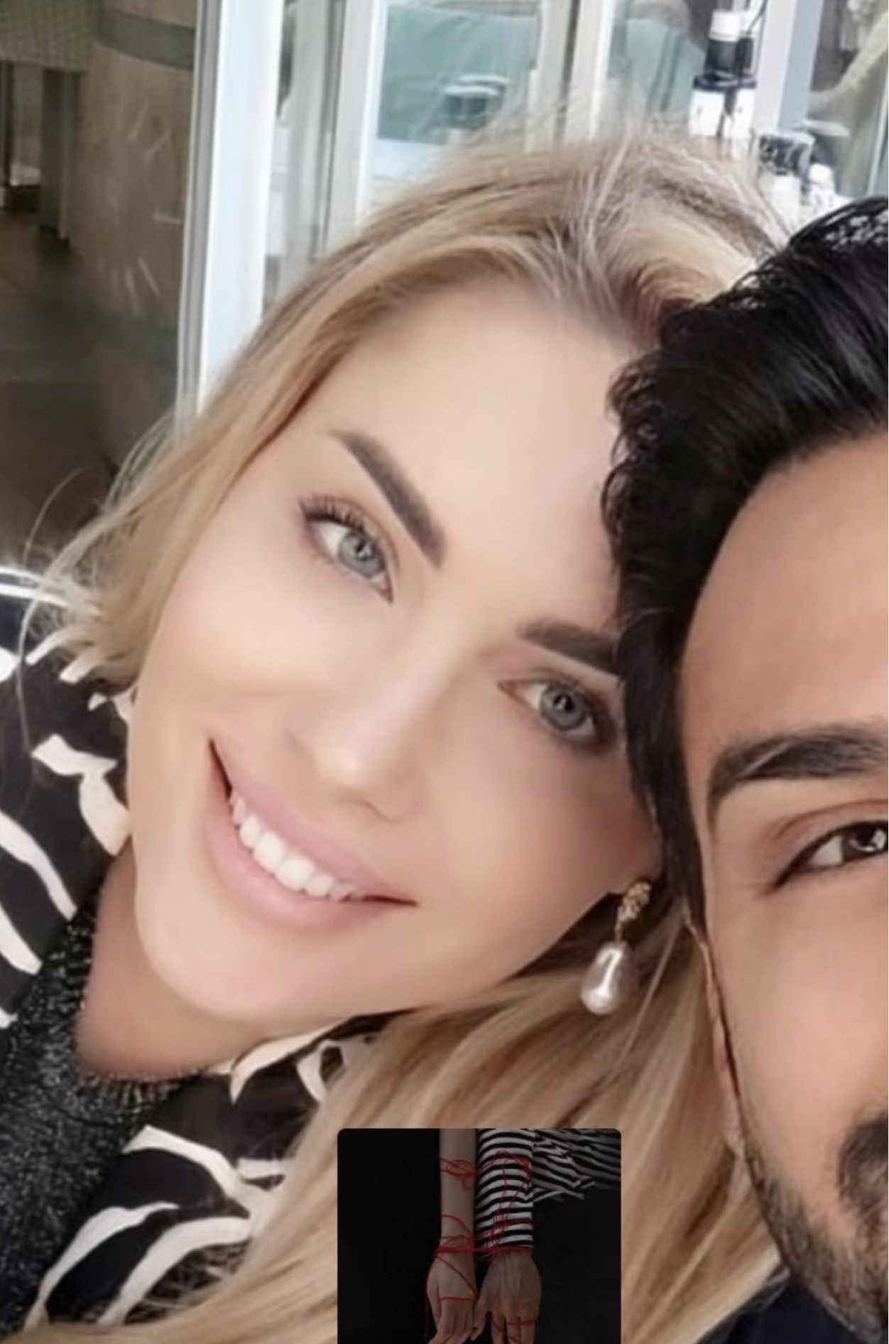 Imaginea postată de Oana Monea, pe internet, alături de partener / sursă foto: social media