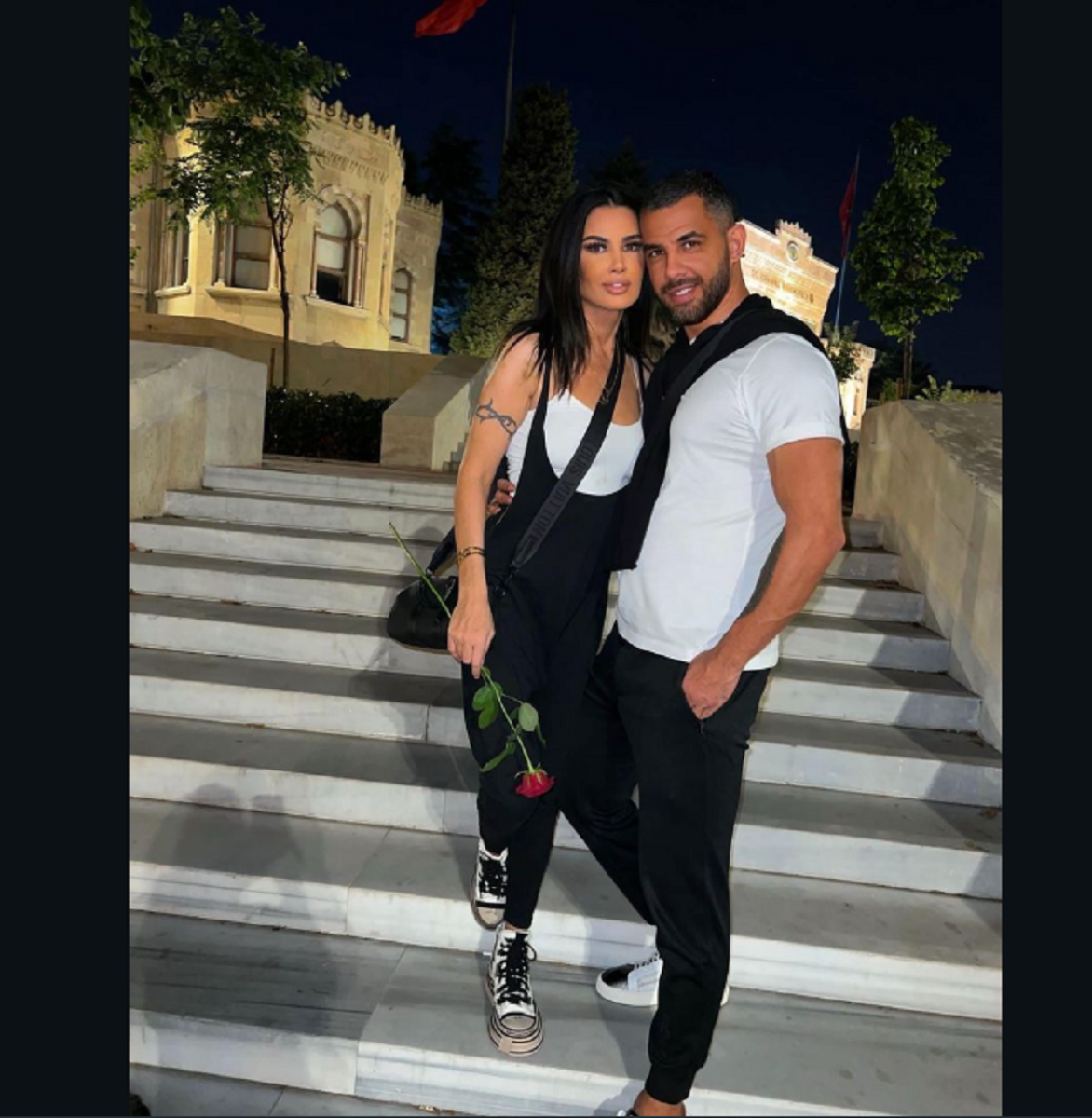 Imagine Stire Cum și-a salvat Oana Zăvoranu relația după scandalul cu presupusa amantă a lui Alex Ashraf. Și-au făcut o surpriză de proporții | 2review.ro