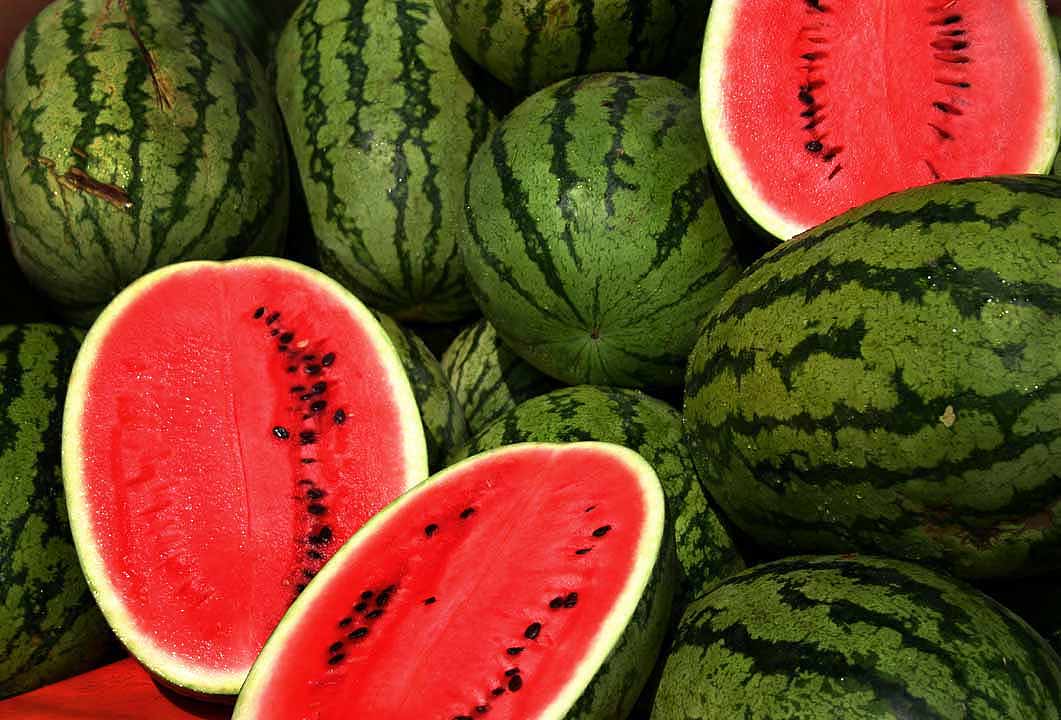 Panică în toată Europa. Pepeni din supermarketuri retrași de urgență după anunțul autorităților