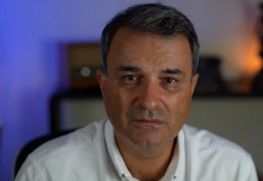 Imagine Stire Lucian Mîndruță, apel disperat! Prezentatoarea de știri luptă din nou cu cancerul: „Poate reușim să strângem măcar o parte din sumă” | 2review.ro