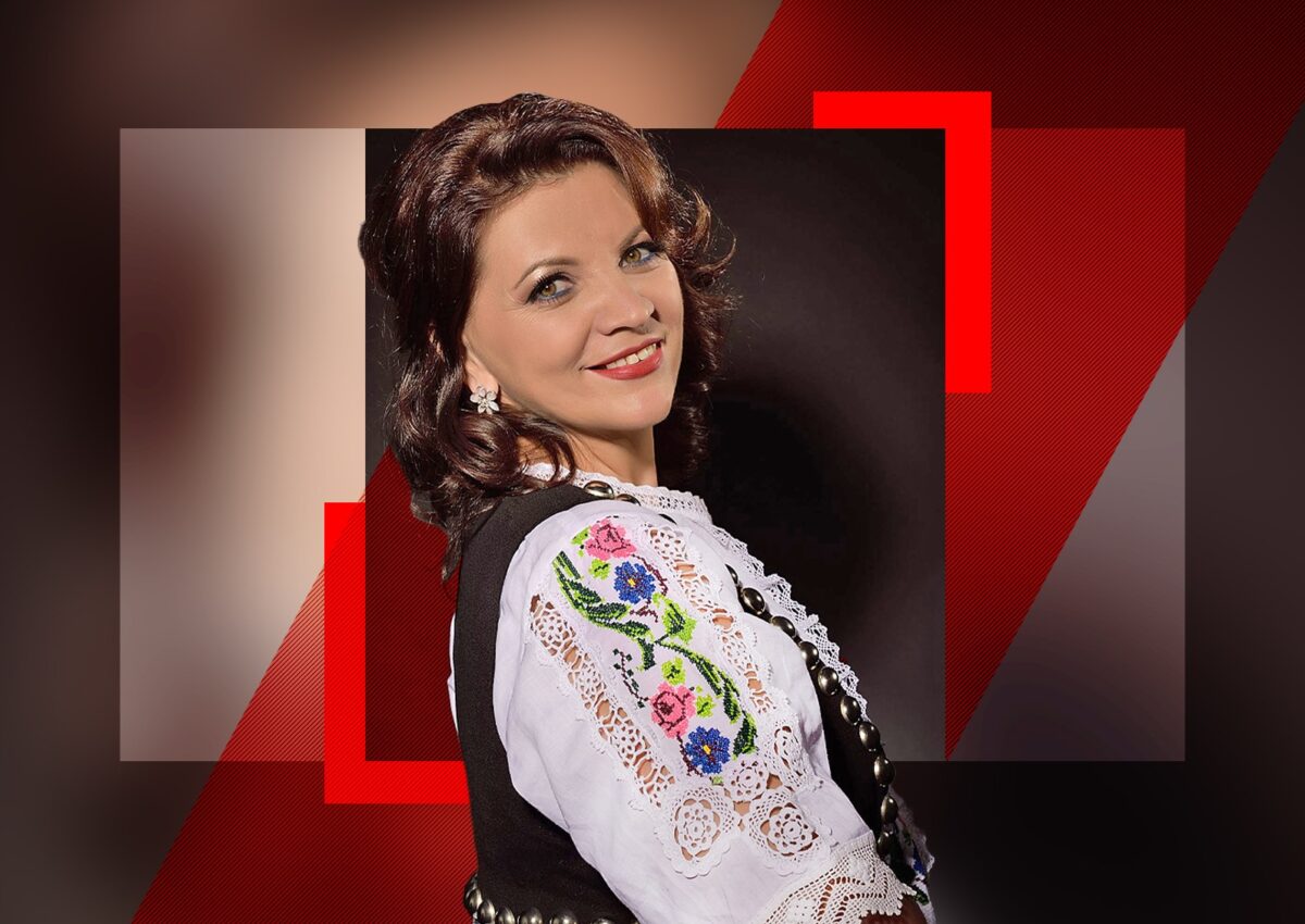 Imagine Stire Mama Deliei Matache își riscă sănătatea, contrar recomandărilor medicilor. A urcat pe scenă grav bolnavă, cu dureri crunte. Totul pentru bani! „Aștept să mă pensionez” | 2review.ro