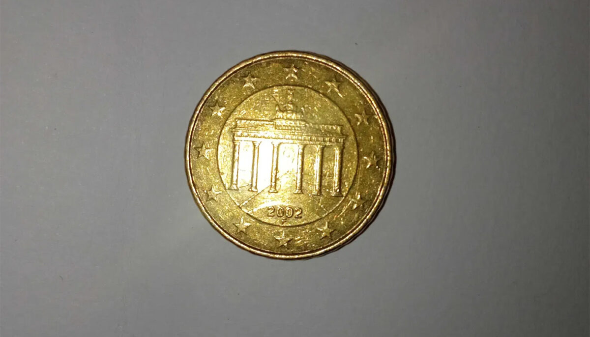 Caut-o și te îmbogățești! Monenda din 2002 care se vinde cu 2.300 de lei acum, în 2023