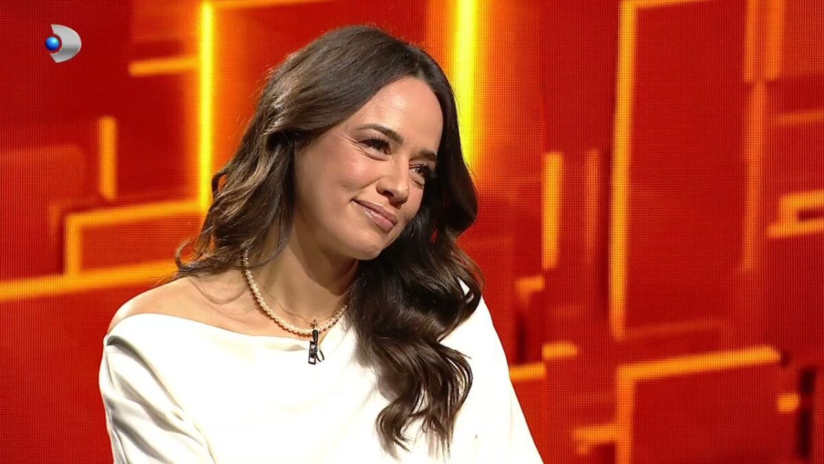 Imagine Stire S-a terminat tot pentru Andreea Raicu, iar fosta vedetă de televiziune a dezvăluit cum a trecut peste cel mai greu moment din viața sa | 2review.ro