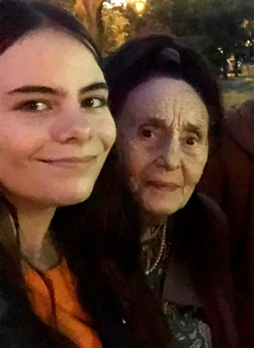 Ce etnie are Adriana Iliescu. Unde s-a născut mama Elizei, adolescenta cu cea mai bătrână mamă din lume