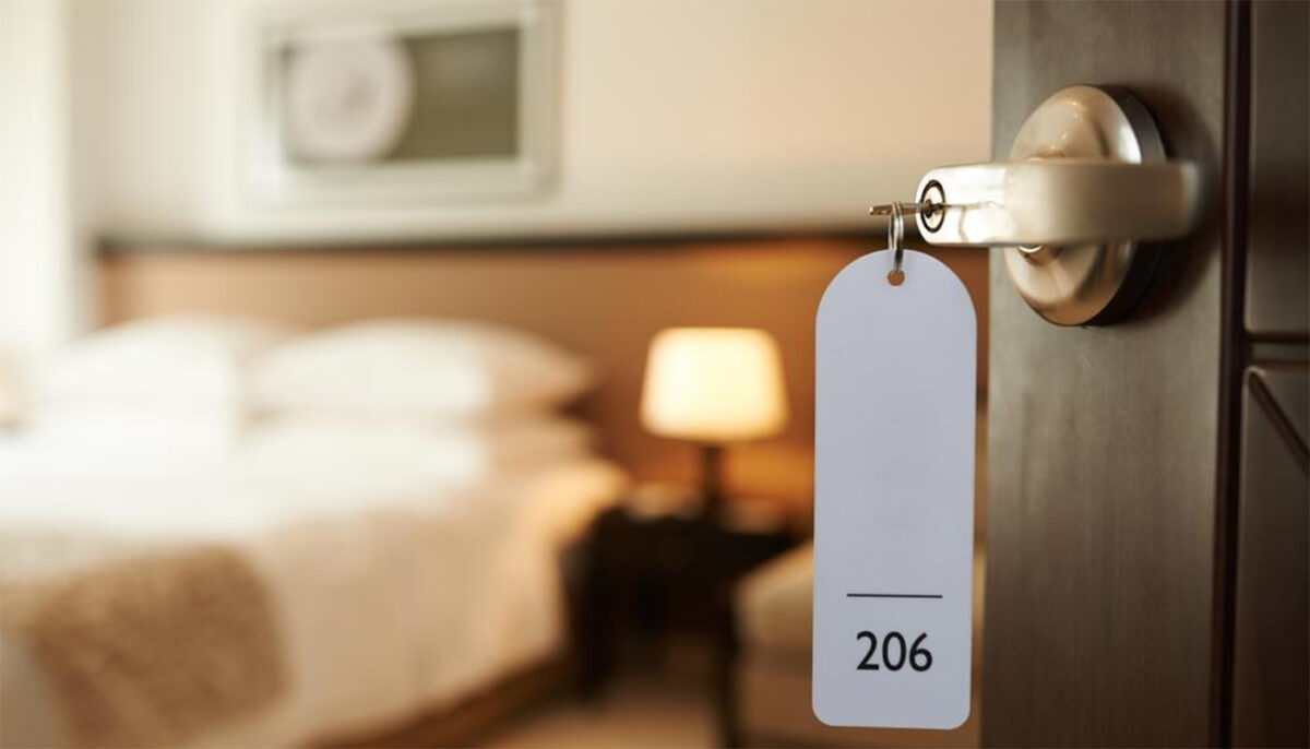 Concediu de coșmar pentru un turist român în Bulgaria. Ce a găsit în camera de hotel