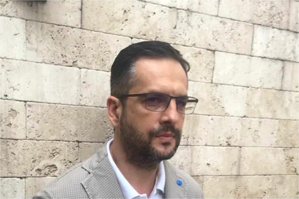 Imagine Stire Cum a rămas Mădălin Ionescu fără serviciu la 48 de ani. Vedeta de la Metropola TV a trecut printr-un moment dificil în cariera sa | 2review.ro