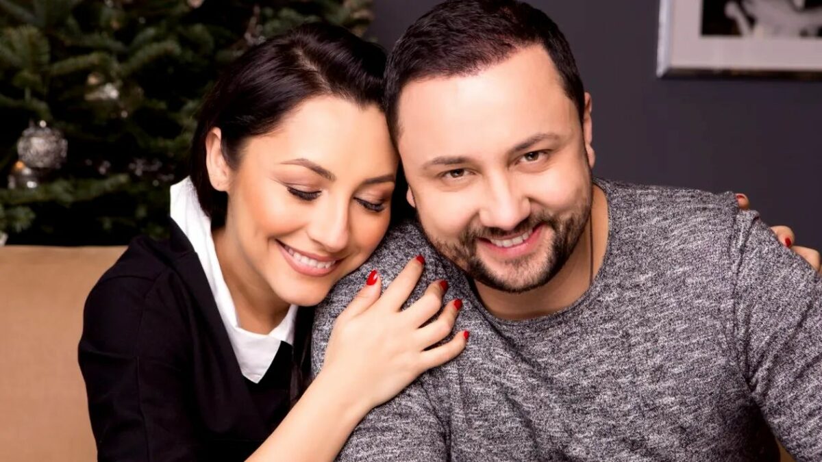 Imagine Stire Ce salarii incredibile încasează Andra și Cătălin Măruță de la Pro Tv. Cei doi sunt printre cele mai bine plătite vedete din trust | 2review.ro