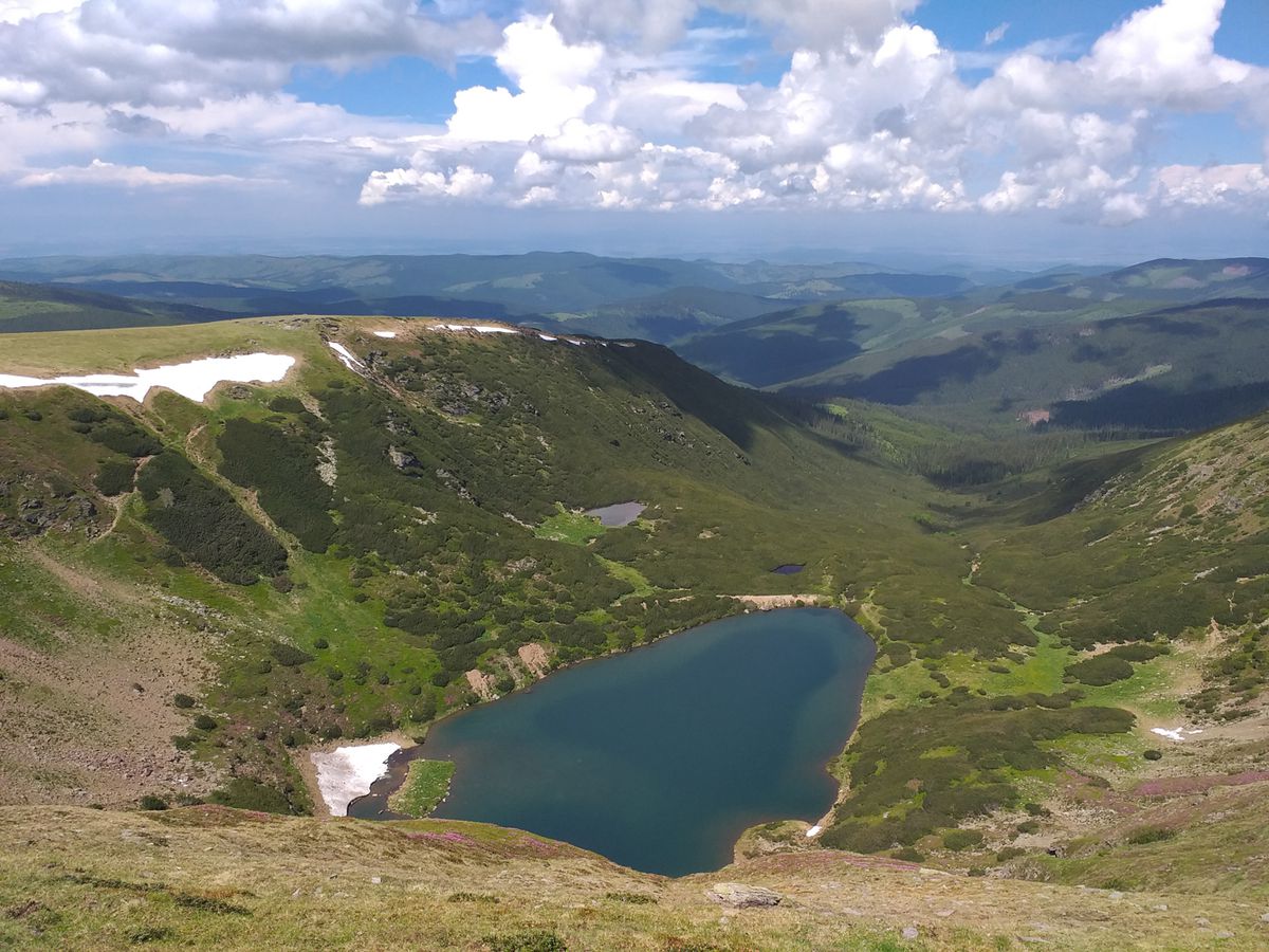 Locul din România care ar ascunde o comoară! Puțini turiști ajung în superba locație unde s-ar afla o adevărată avere