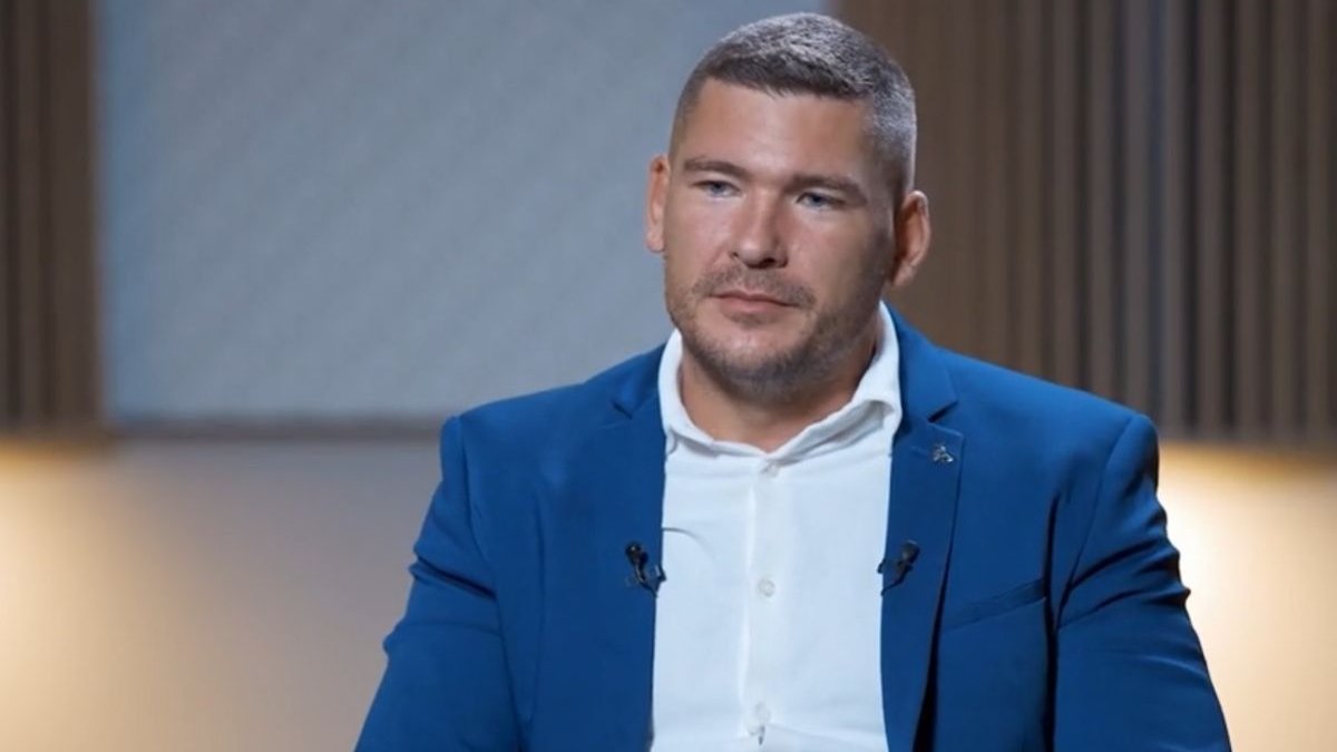 Imagine Stire Călin Donca are o casă mai ceva ca-n telenovele! Se lăuda că a băgat în ea peste 1 milion de euro | 2review.ro