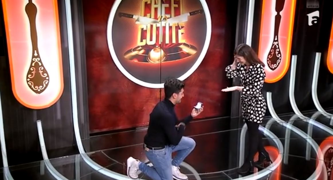 Imagine Stire Cerere în căsătorie la Chefi la Cuțite! Jurații au rămas mască: „Ești sigur că vrei să faci asta?” | 2review.ro