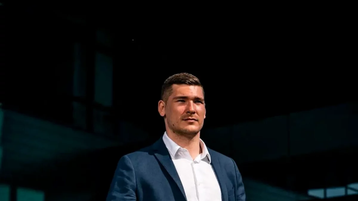 Imagine Stire Cum a fost „omorât” Călin Donca, milionarul reținut de DIICOT în urmă cu câteva zile. Omul de afaceri a fost nevoit să-și anunțe cunoscuții că este în viață | 2review.ro