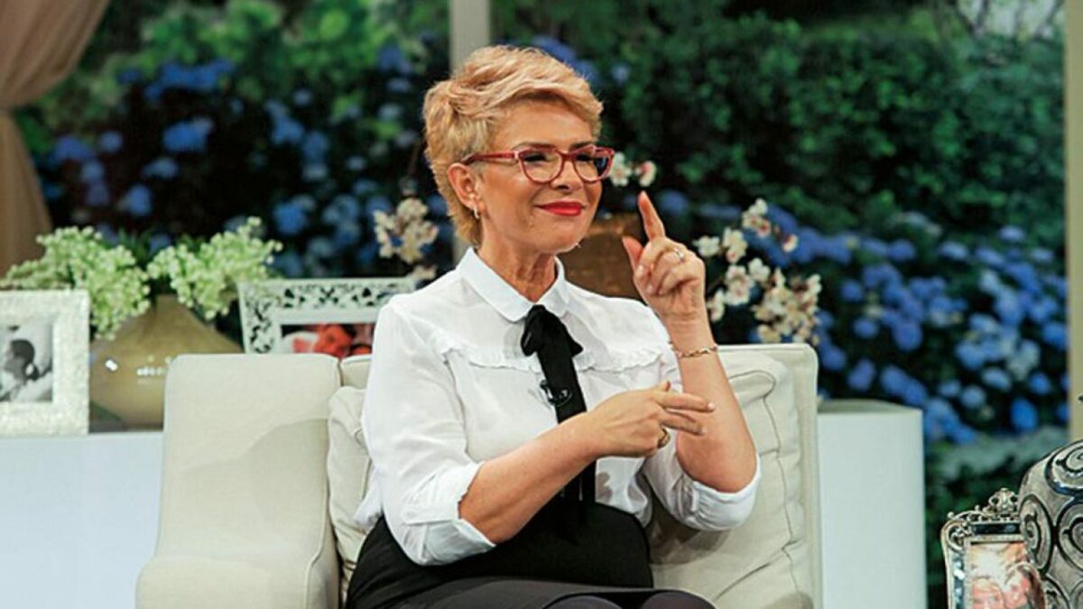 Imagine Stire Unde a fugit Teo Trandafir după ce Kanal D a dat-o afară. Celebra prezentatoare s-a dus într-unul dintre cele mai pitorești locuri din România | 2review.ro