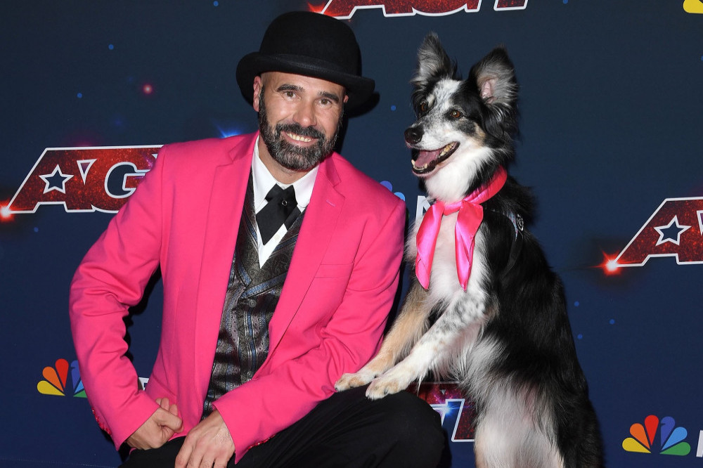 Imagine Stire Românul Adrian Stoica a câștigat America’s Got Talent! Cum a reușit să cucerească publicul și jurații: „A fost adorabil” | 2review.ro
