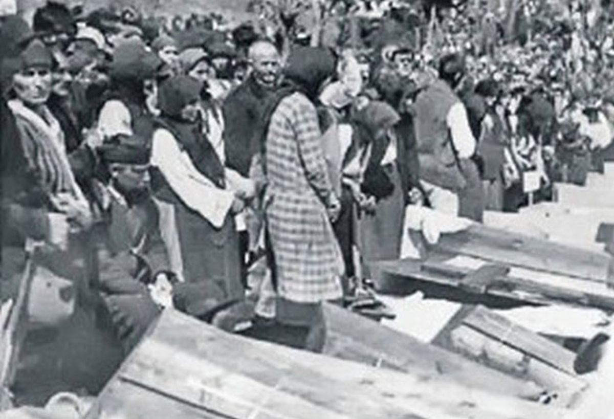 Imagine Stire 116 copilași din Argeș mistuiți de flăcări într-un incendiu absurd în Vinerea Mare. Povestea unei tragedii care a zguduit România interbelică | 2review.ro