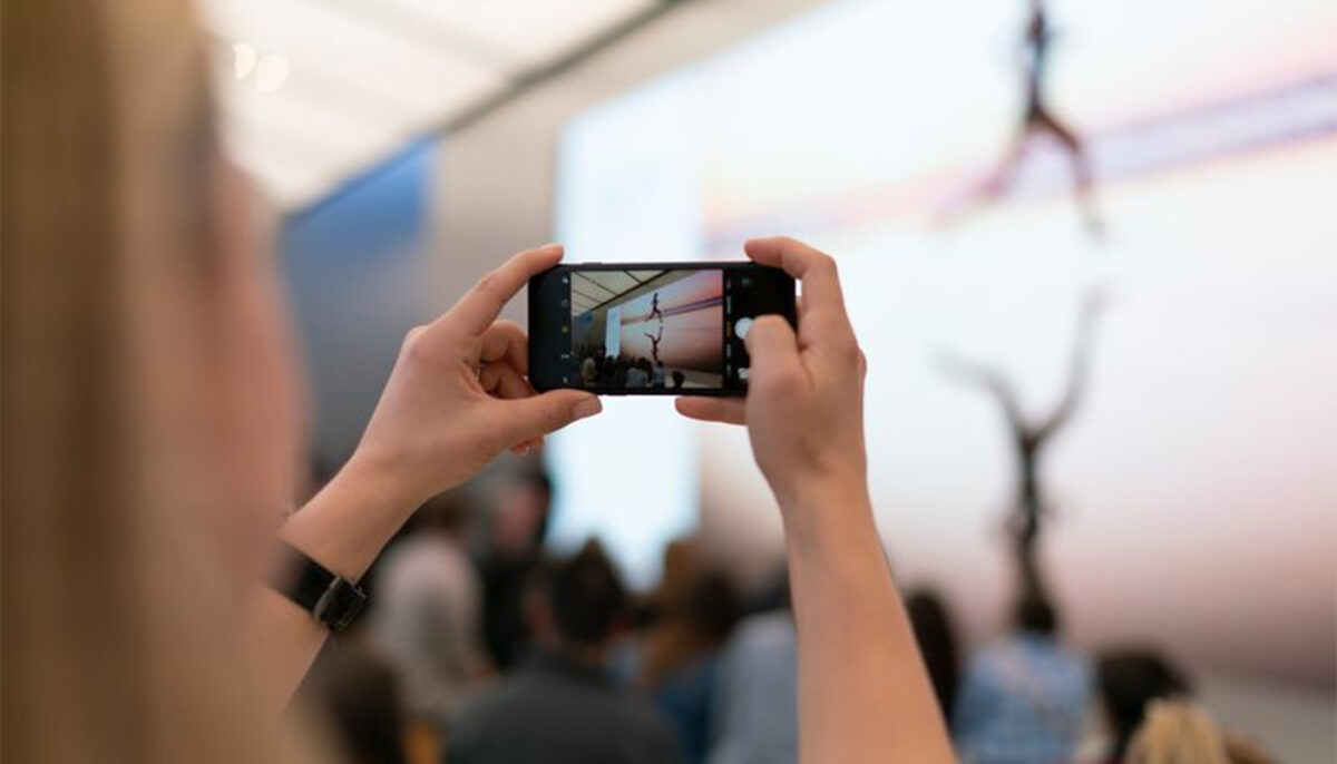 Ce nu trebuie să fotografiezi niciodată cu smartphone-ul. Ezotericii susțin că urmările pot fi foarte grave