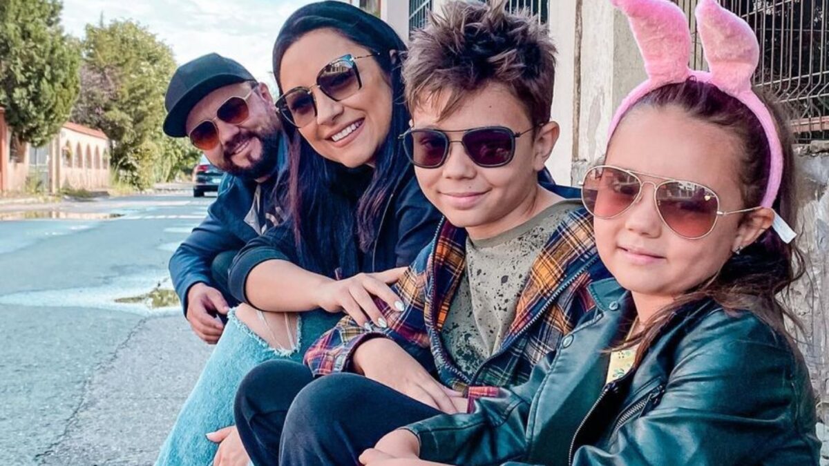 Imagine Stire Băiatul familiei Andra și Cătălin Măruță a comis-o grav! Nu s-a mai abținut și a pârât-o pe Eva părinților | 2review.ro