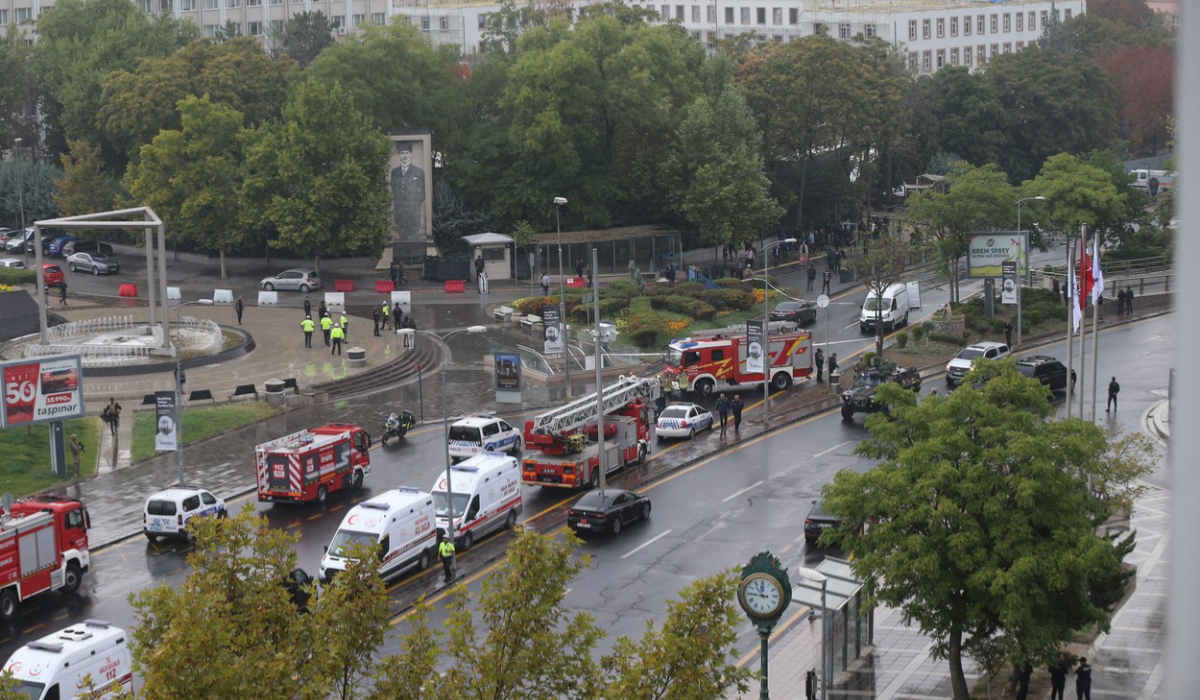 Atac terorist în capitala Turciei. Un atacator sinucigaș s-a detonat lângă Parlament. Doi polițiști răniți