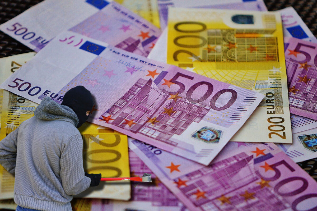 Imagine Stire Cum a fost „scuturată” o turistă de 700.000 de euro, în Milano.  Și-a dat seama abia în ultima zi de cazare | 2review.ro