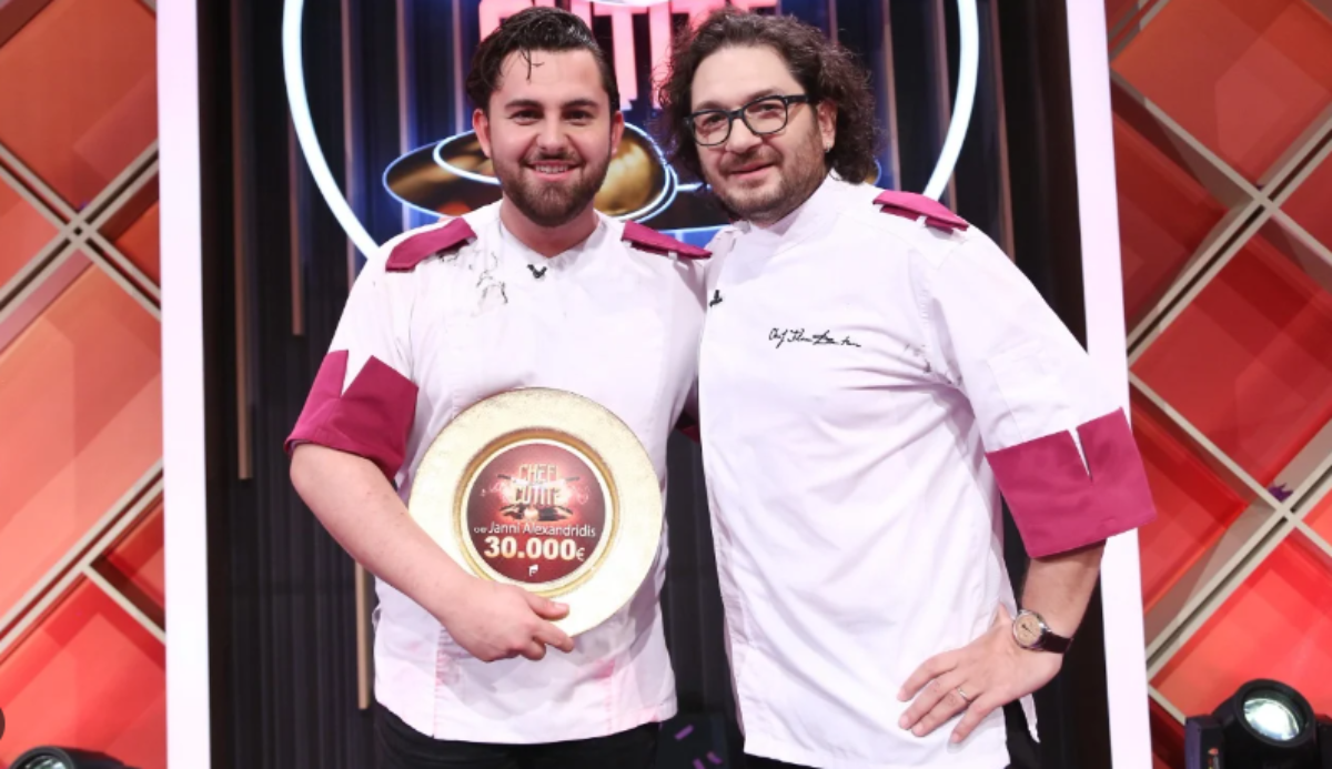 Imagine Stire Cât primește, de fapt, câștigătorul Chefi la cuțite. Cei 30.000 de euro de la Antena 1 nu ajung toți la Janni Alexandridis | 2review.ro