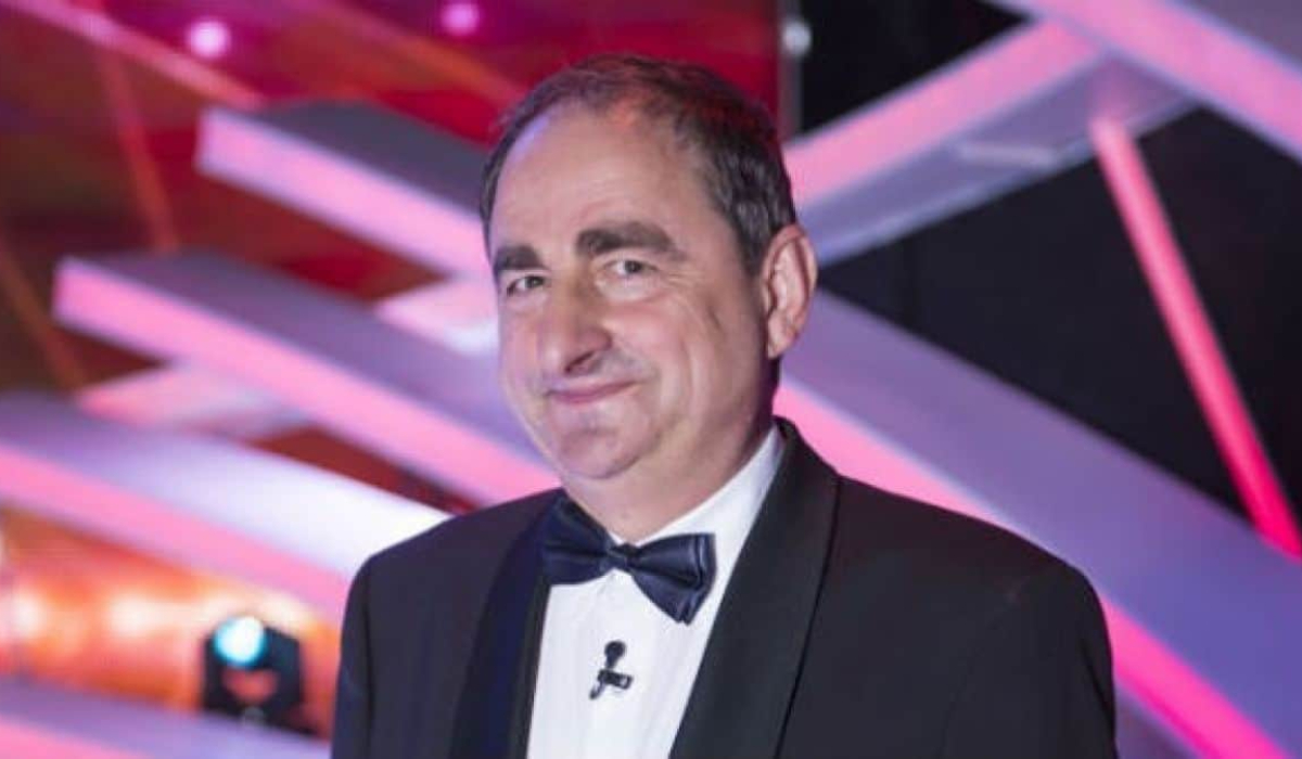 Imagine Stire Cum arată marele actor Vasile Muraru la aproape 67 de ani. Forțează vara la benzinărie fără să țină cont de vârstă | 2review.ro
