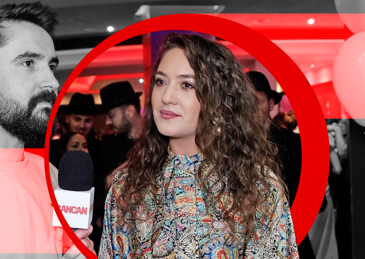 Imagine Stire 500.000 € dintr-un foc . Carmen Chindriș a dat lovitura cu melodia „Ziua-n care tu m-ai sarutat”! „Cântăm o oră, maxim…” | 2review.ro