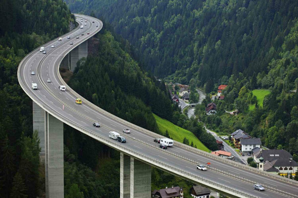 Cum arată vinieta de o zi. Prețul unui tichet de 24 de ore pentru autostrăzile din Austria este de 8,60 euro