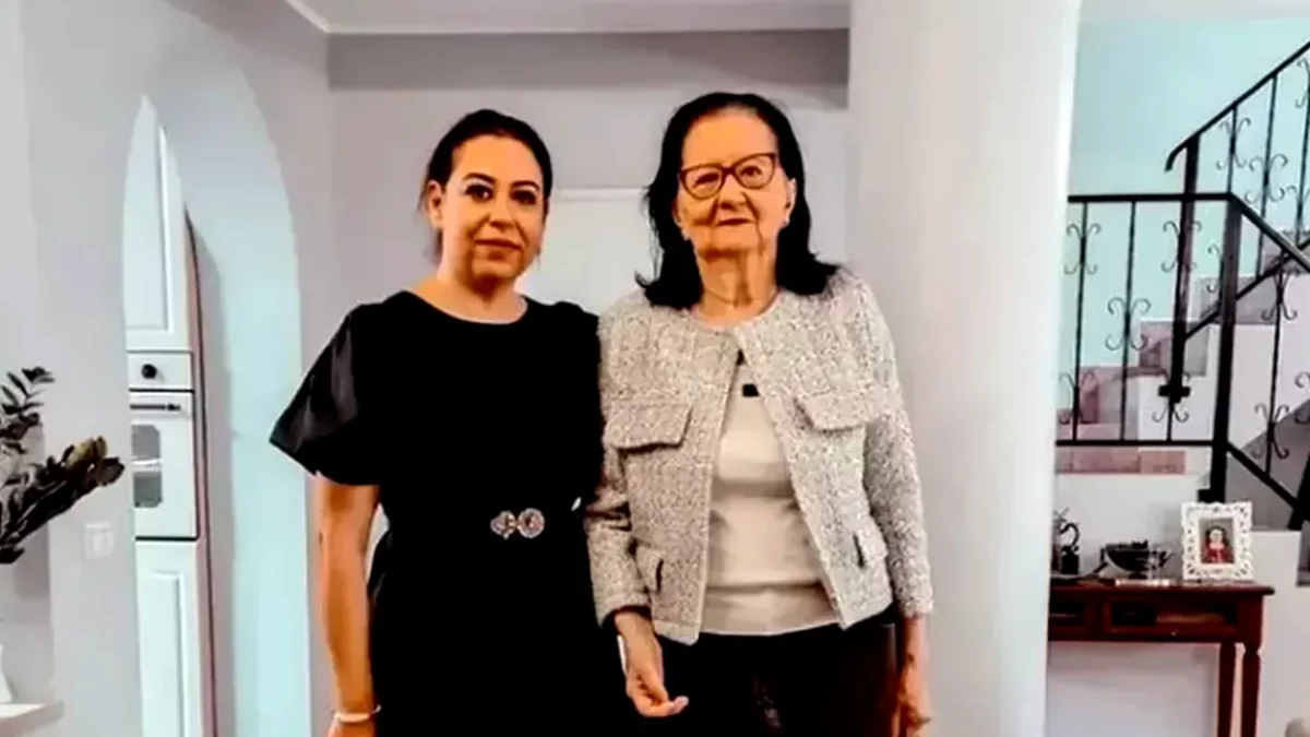 Imagine Stire Oana Roman a ajuns la capătul puterilor! Mama vedetei este internată la Terapie Intensivă: „Nu pot să fac nimic mai mult” | 2review.ro