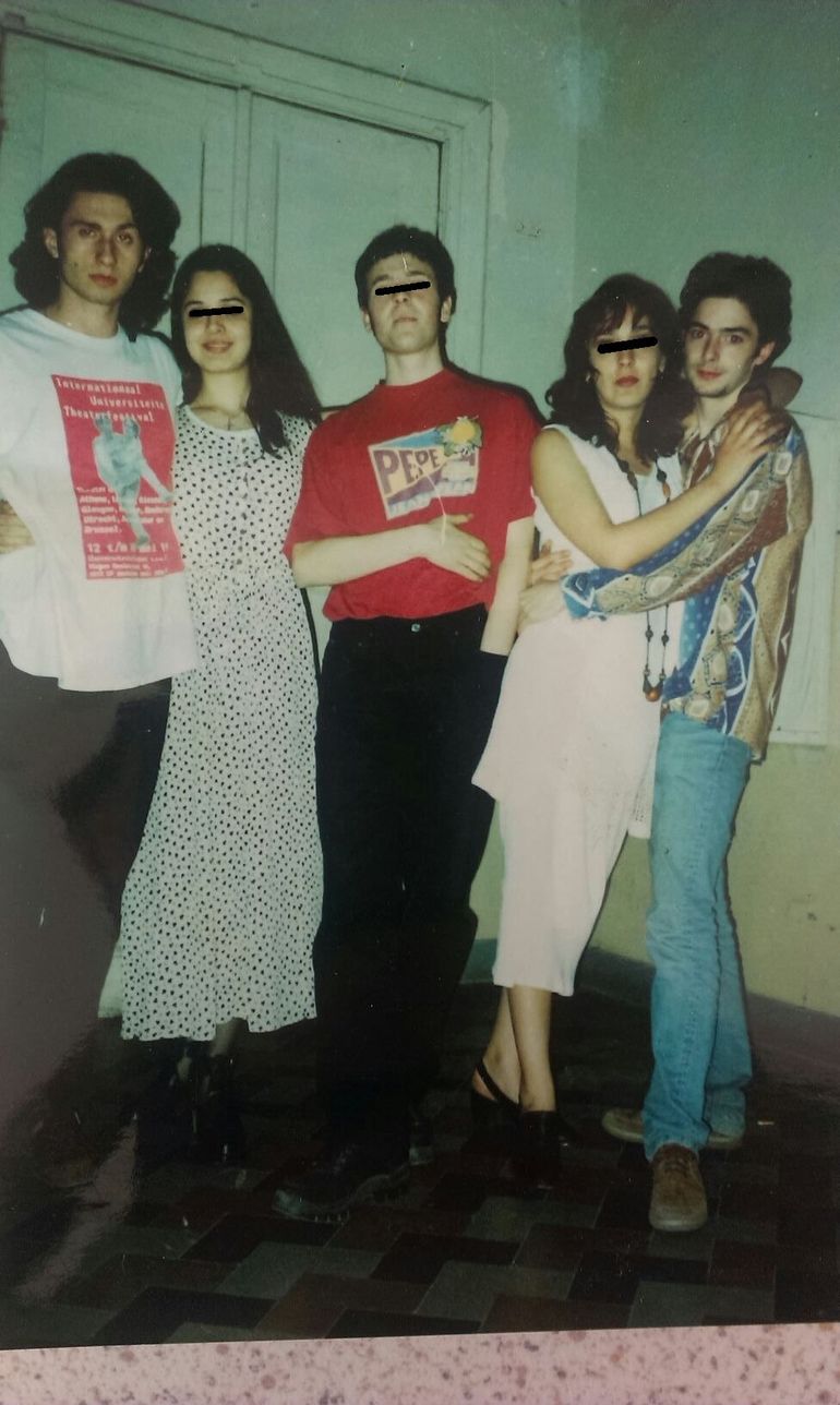 Dragoș Bucur și Dan Bordeianu, alături de iubitele din timpul facultății