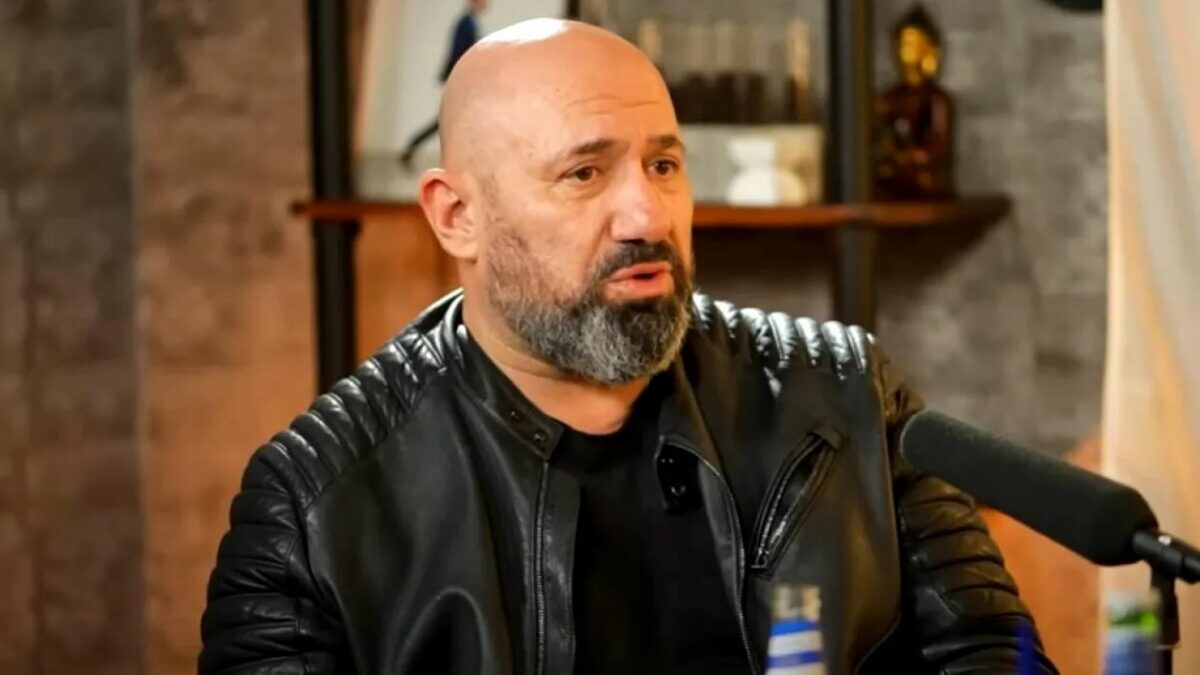 Imagine Stire Final de poveste pentru Cătălin Scărlătescu. Faimosul bucătar s-a îndepărtat complet de show-urile TV culinare și își lansează o carte | 2review.ro
