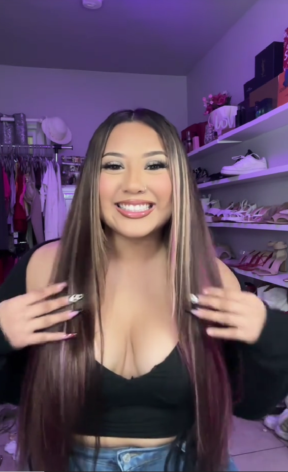 Andrea Sanchez, după ce Alfredo i-a reparat părul/ Sursa foto: Captură video TikTok