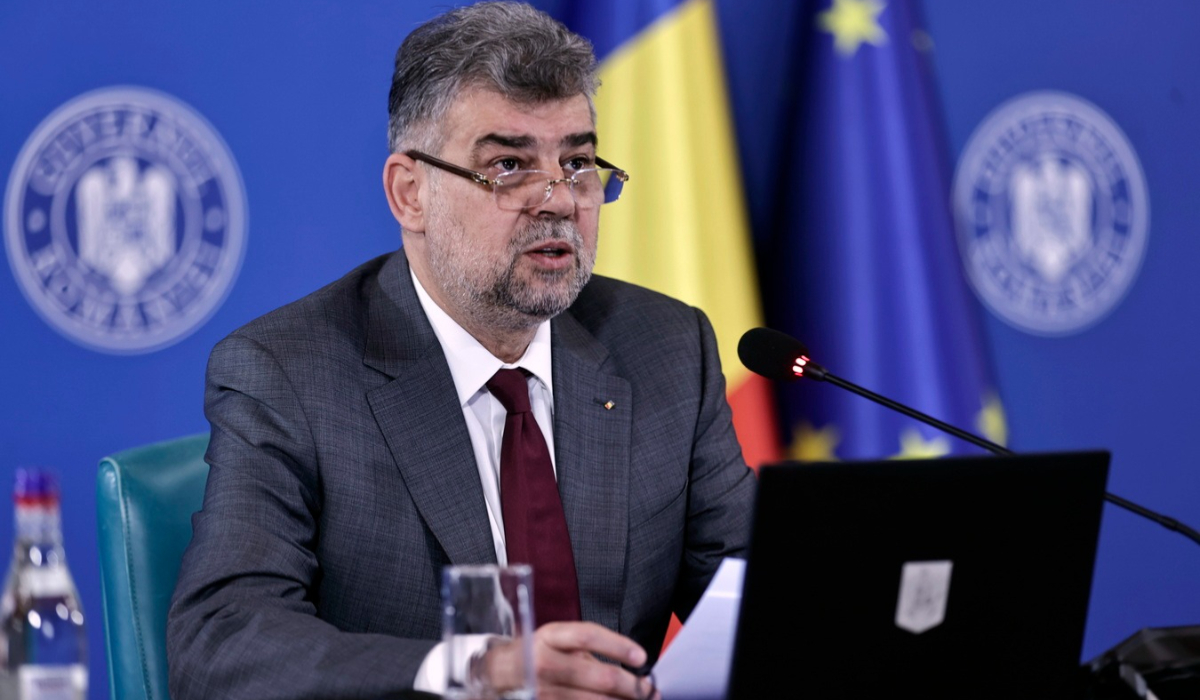 Plafonarea cash-ului a adus și primul efect nedorit pentru români. Banca Transilvania a majorat toate comisioanele. Premierul Ciolacu a oferit o primă reacție dură Plafonarea cash-ului a adus și primul efect nedorit pentru români. Banca Transilvania a majorat toate comisioanele. Premierul Ciolacu a oferit o primă reacție dură