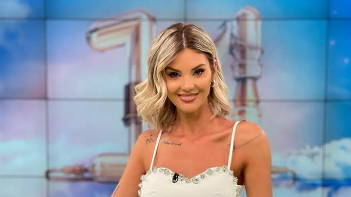 Imagine Stire Ramona Olaru pleacă din România! Asistenta de la „Neatza cu Răzvan și Dani” și-a făcut planurile pentru sărbători | 2review.ro