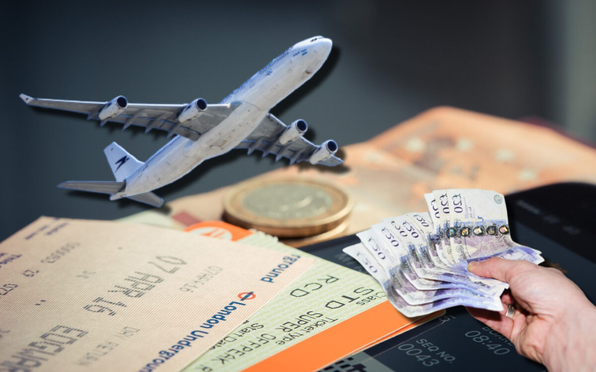 Ryanair și Wizzair scumpesc biletele cu o sumă considerabilă. Românii vor plăti 80 de lire în plus pentru un tichet de avion