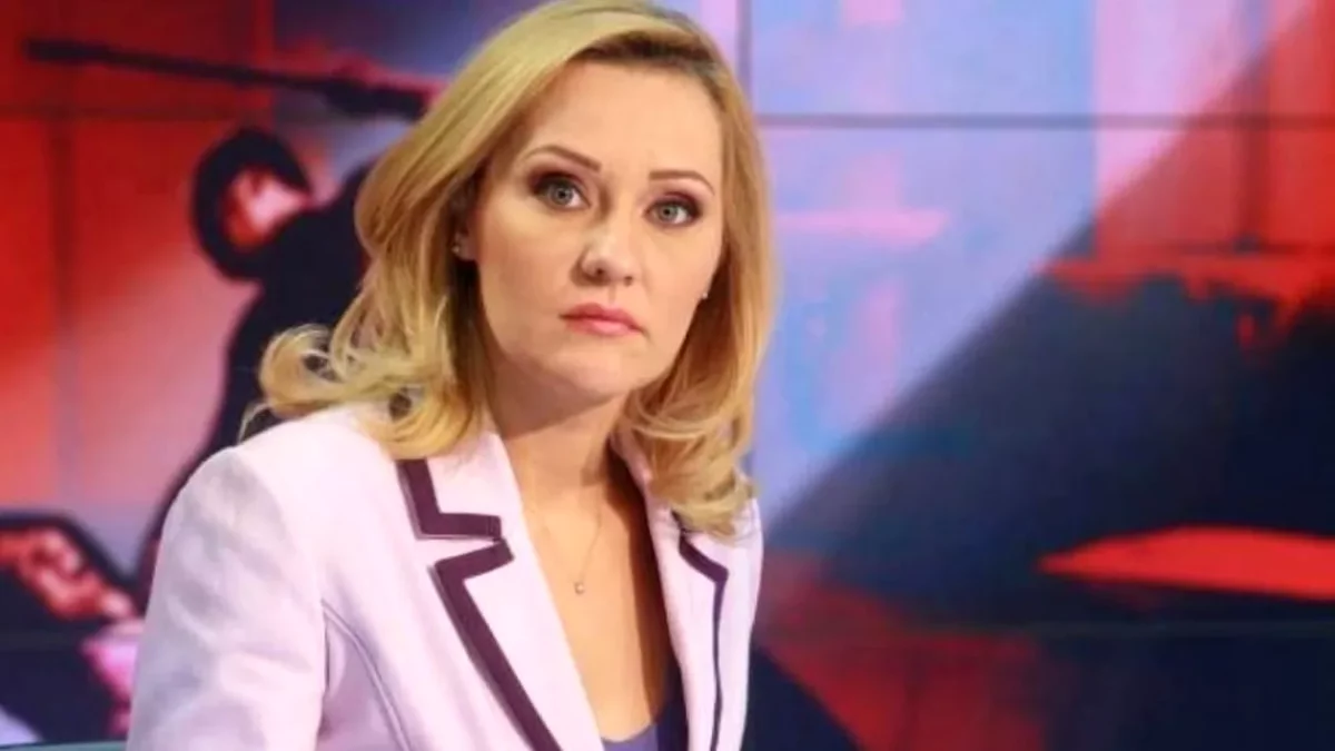Imagine Stire Răsturnare de situație în cazul Elenei Lasconi. A apărut imaginea-cheie cu fosta vedetă PRO TV care face lumină în cazul care i-a scindat familia | 2review.ro