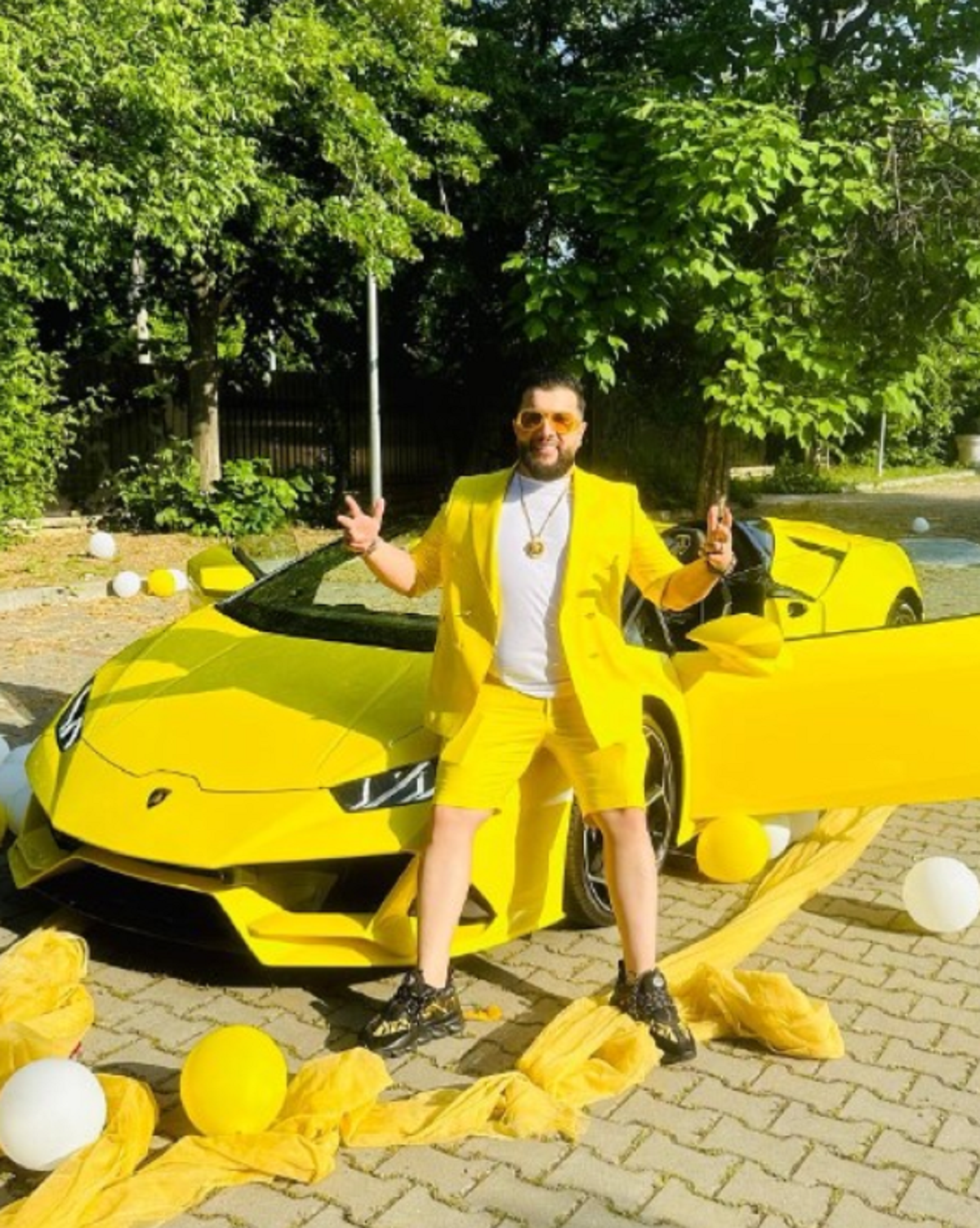 Tzancă Uraganu mașină de peste 300.000 de euro