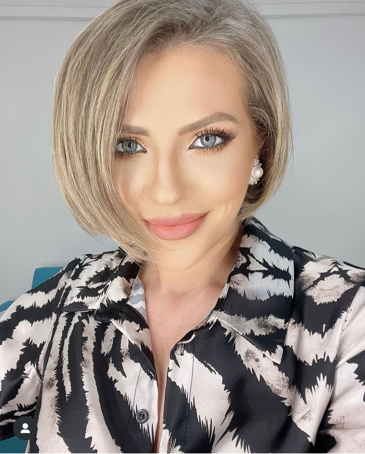 Mirela Vaida, prezentatoarea emisiunii