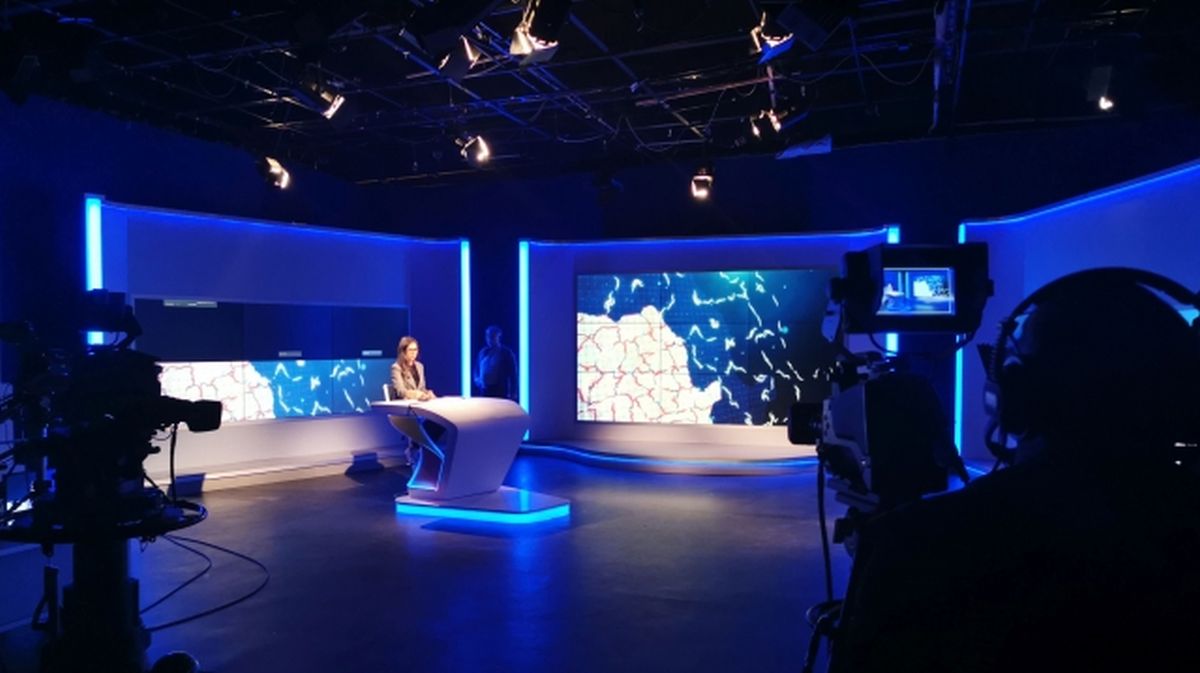 Imagine Stire Ce face știrista TVR bătută cu brutalitate de soț și propriul tată. Televiziunea nu mai e o prioritate pentru Dana Războiu | 2review.ro