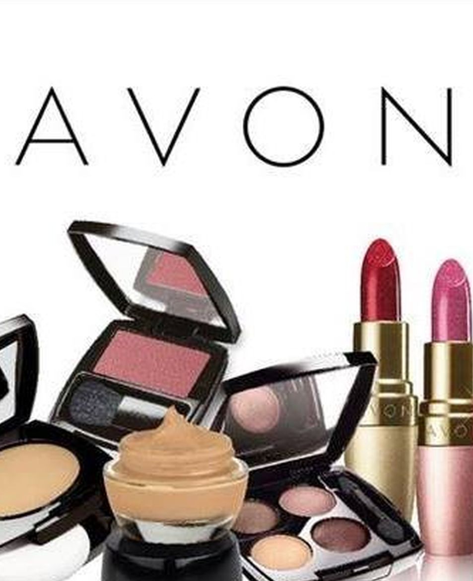 Lovitură pentru compania AVON Products! Clienții au fost anunțați deja că românca din fruntea firmei va demisiona