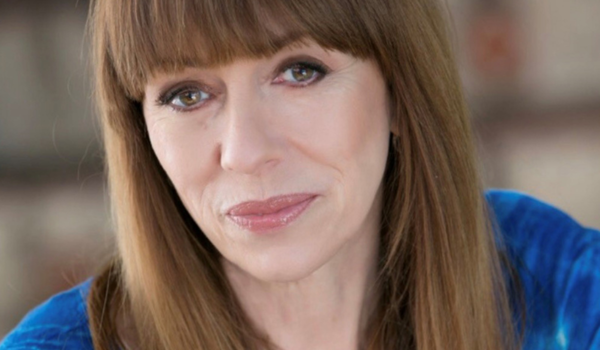 Imagine Stire S-a iubit cu propriul tată vreme de 10 ani. Povestea cutremurătoare a actriței care dezvăluie abuzurile la care a fost supusă | 2review.ro