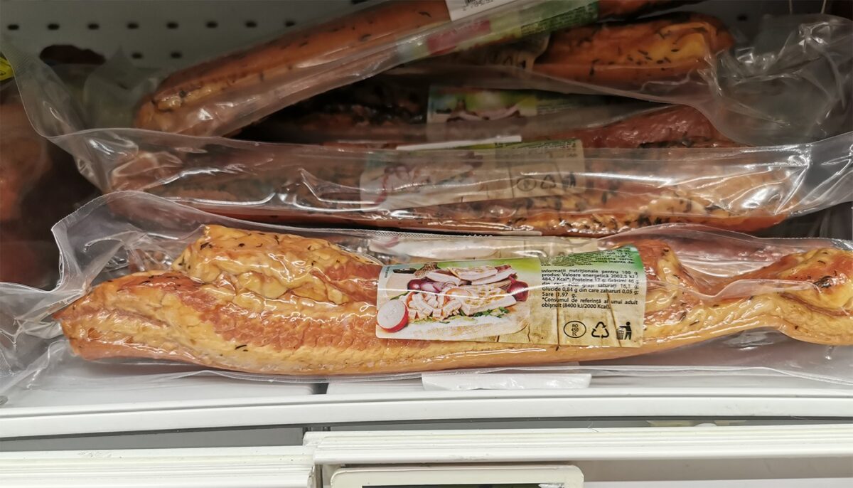 Câți lei costă 1 kilogram de slăninuță afumată în supermarketurile Cora din București