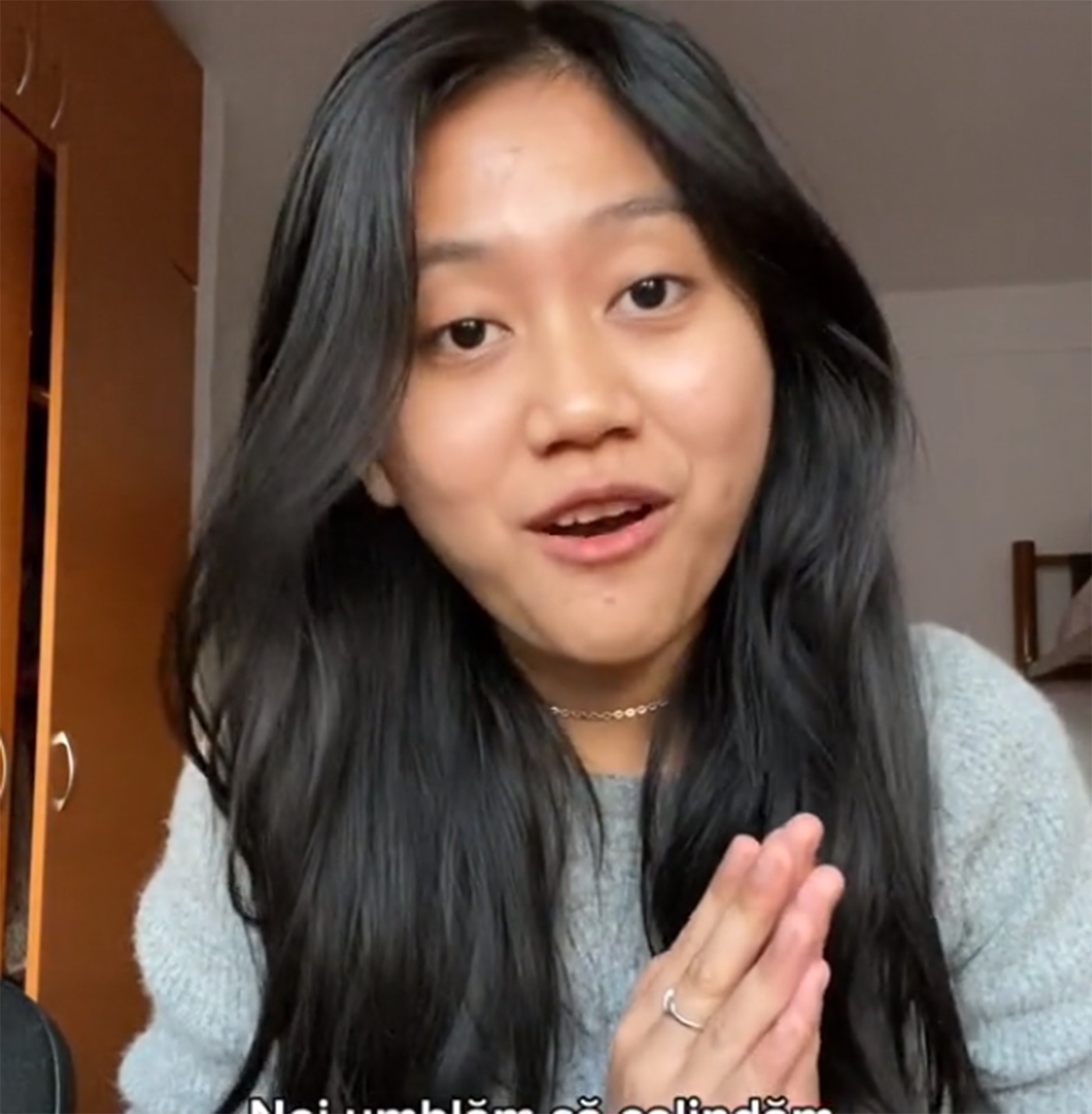 Mai rar așa ceva! Ce a pățit studenta indoneziancă din imagine, după ce a început facultatea în Iași