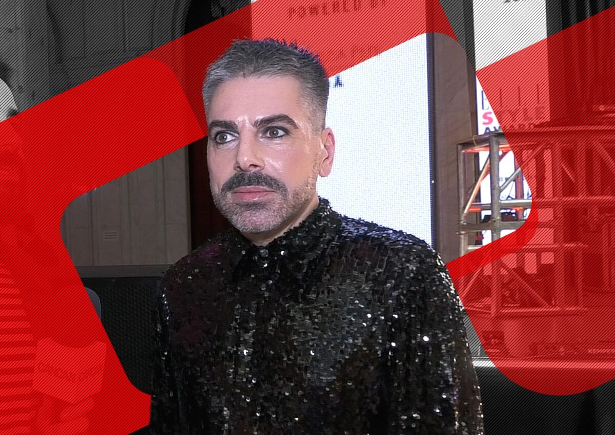Imagine Stire Maurice Munteanu predă rețeta Revelionului perfect: “Am fost la mii de petreceri eșuate!” | 2review.ro