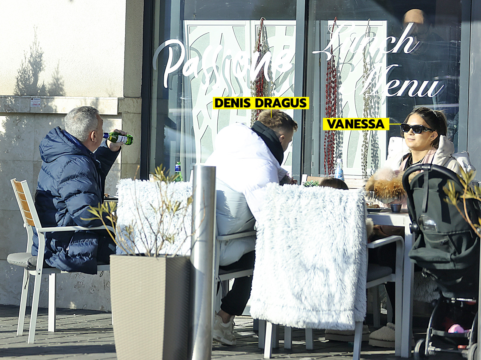 Fotbalistul lui Gaziantepspor, la masă cu apropiații