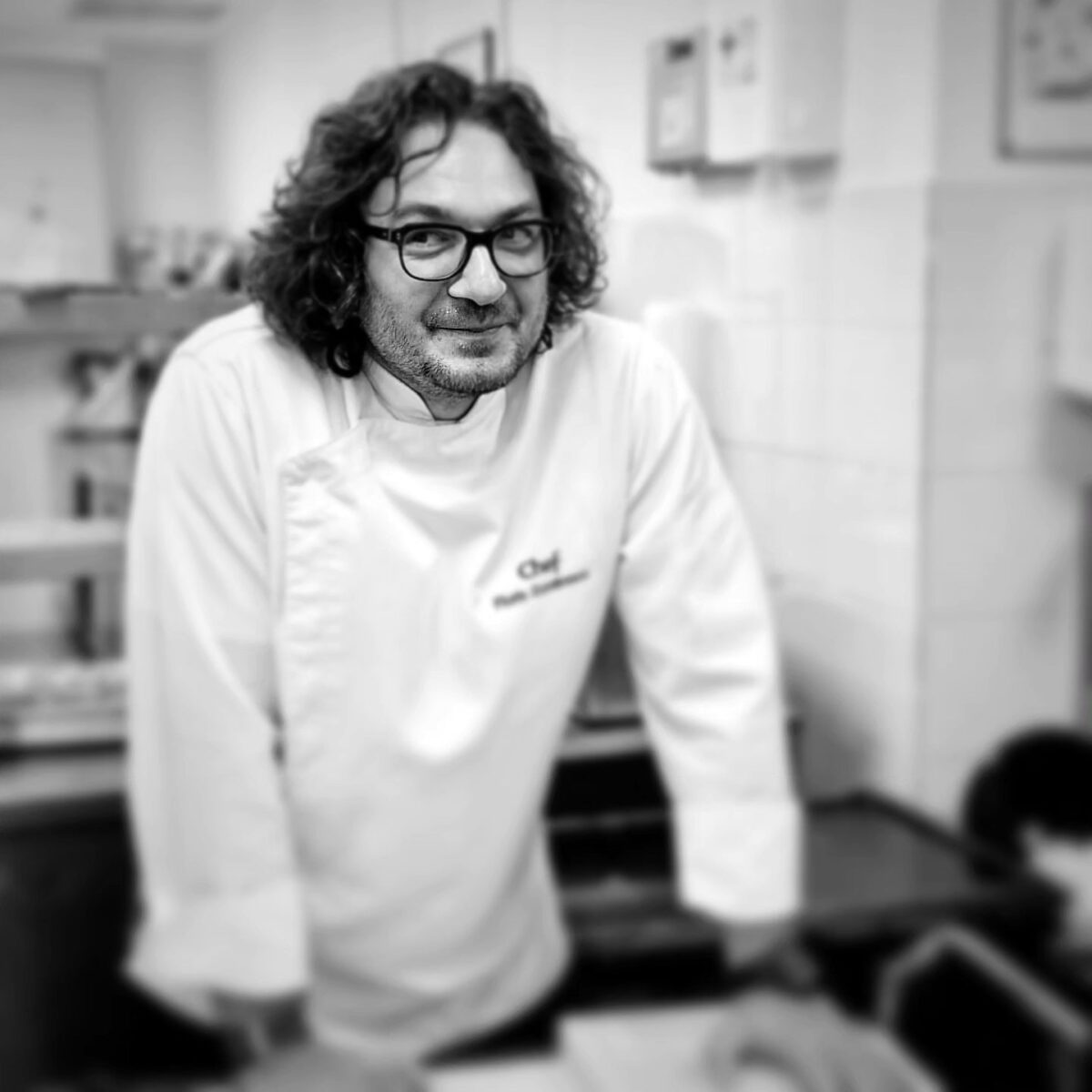 Imagine Stire Otrava pe care Florin Dumitrescu, ex-Chefi la cuțite, a exclus-o definitiv din alimentație: „Eu d-asta mănânc lipie” | 2review.ro