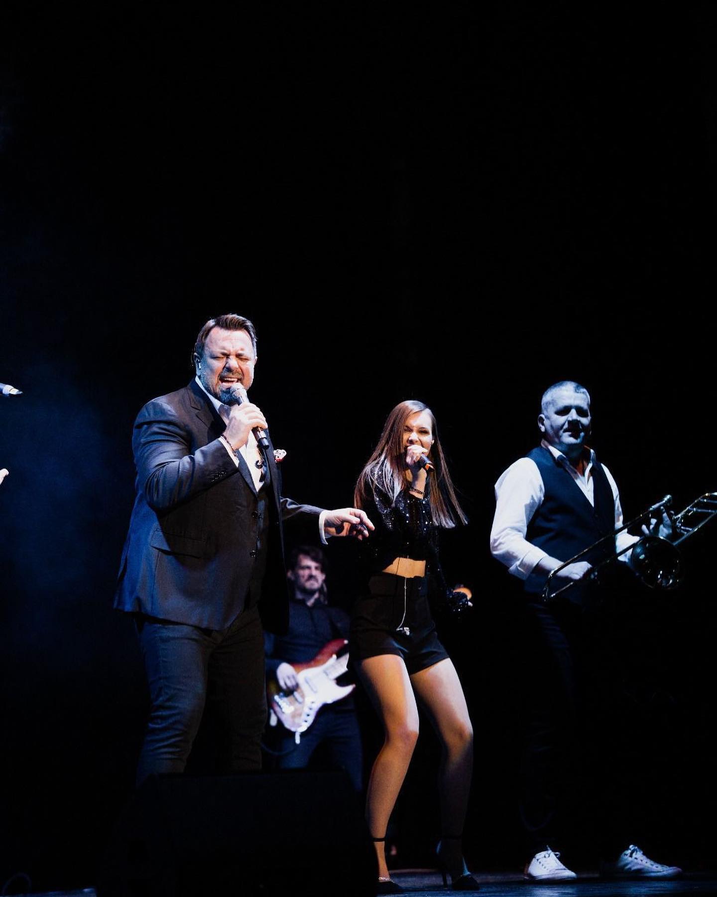 gabriela munteanu horia brenciu