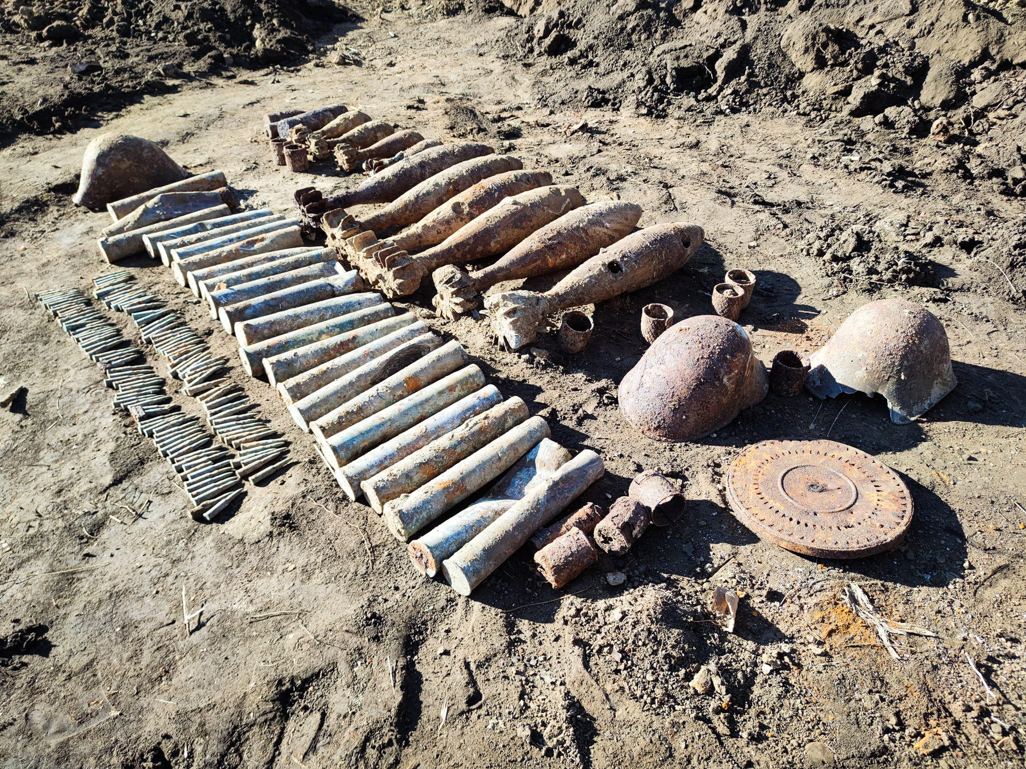 Descoperirea neașteptată făcută de doi muncitori / Foto: ISU Buzău