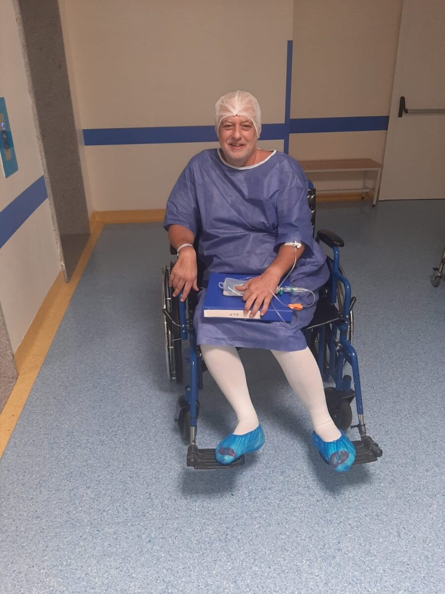 Imagine Stire Cătălin Crișan, cu medicul lângă scenă. „A avut grijă de mine” | 2review.ro