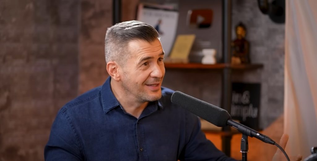 Imagine Stire Oferta refuzată de Dragoș Pătraru! „Tăticul” de la Starea Nației a spus pas unei colaborări cu un cunoscut post de radio | 2review.ro